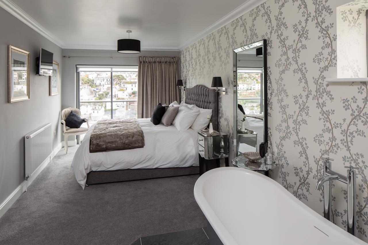 Driftwood 5*